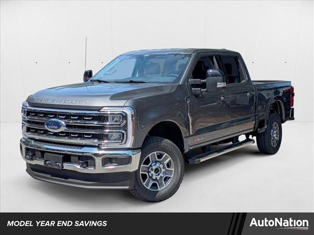 2025 Ford F-350 Super Duty Lariat's photo