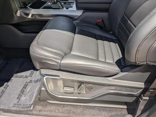 2025 Ford F-150 Platinum photo 4