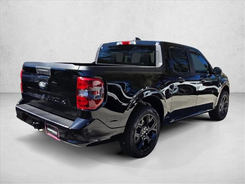 New 2026 Ford Maverick Lobo Standard Truck SuperCrew