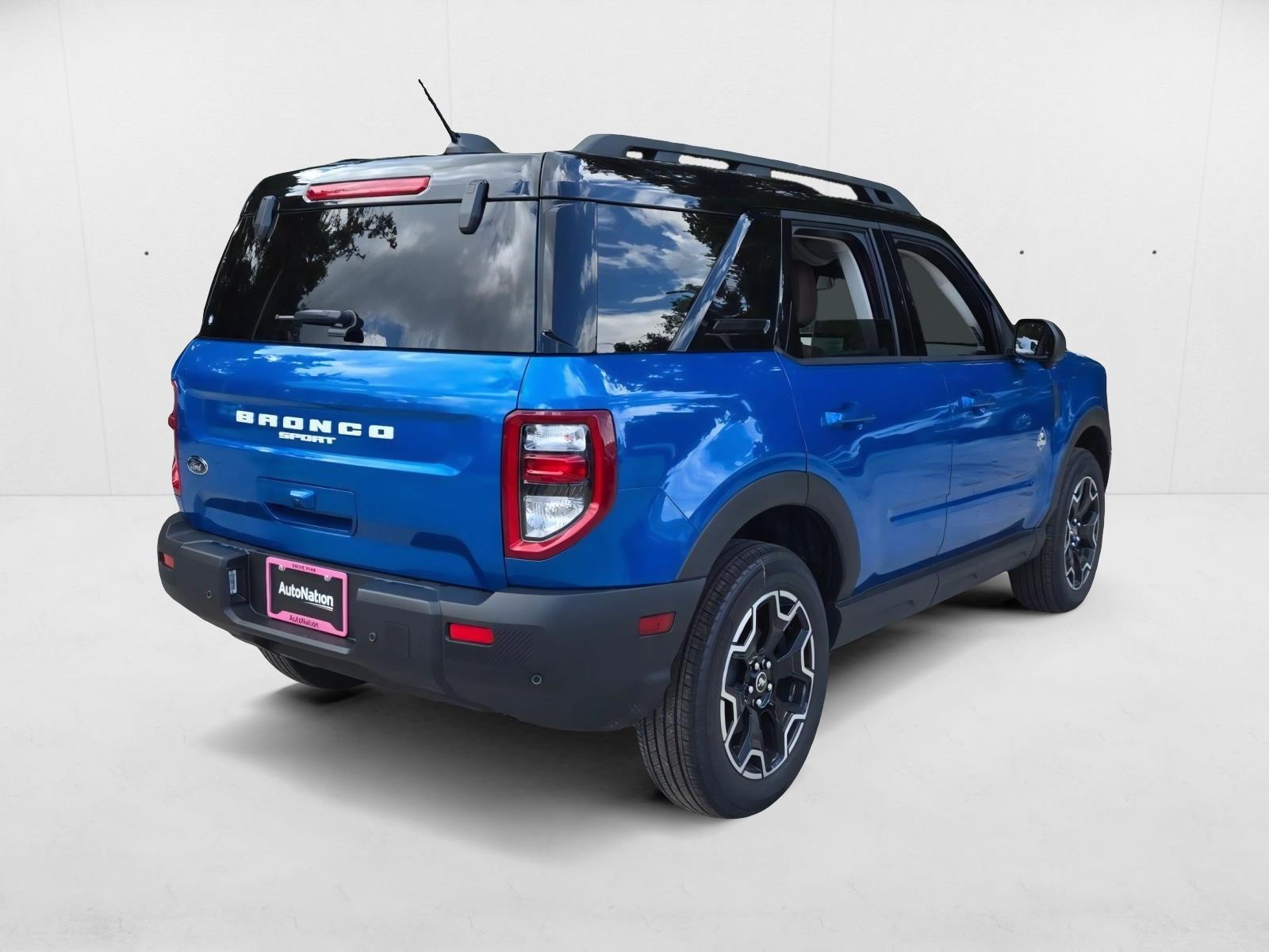 2025 Ford Bronco Sport Outer Banks - Photo 2