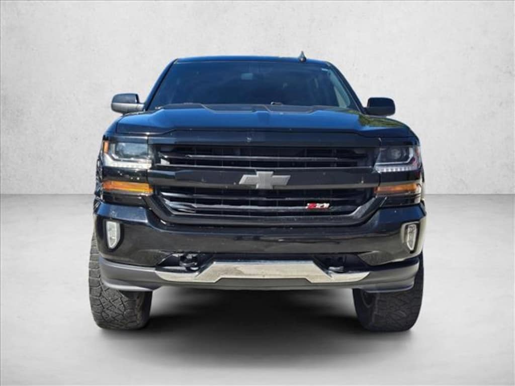 Used 2018 Chevrolet Silverado 1500 LT Truck Crew Cab
