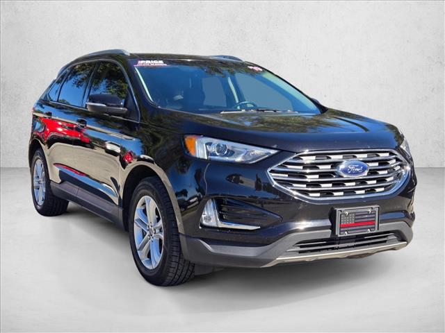 2019 Ford Edge SEL photo 3