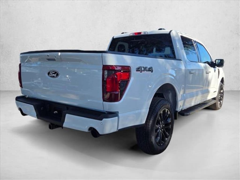 New 2025 Ford F-150 XLT Truck SuperCrew Cab