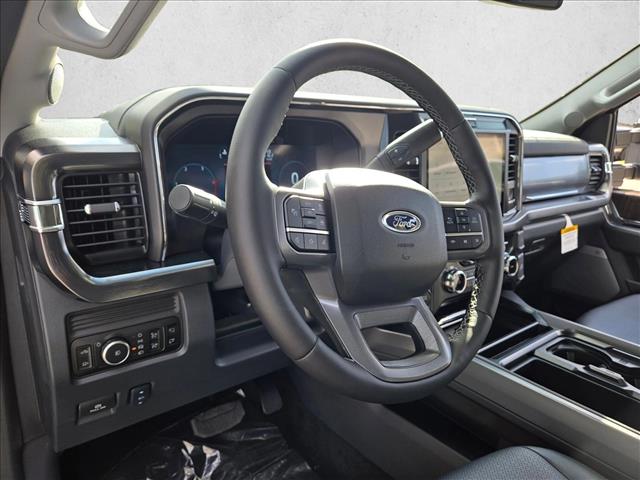 2026 Ford F-350 Lariat photo 3