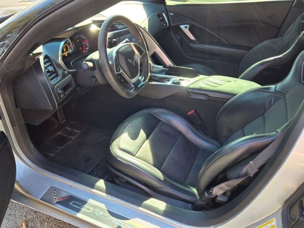 Used 2017 Chevrolet Corvette Z51 1LT Coupe