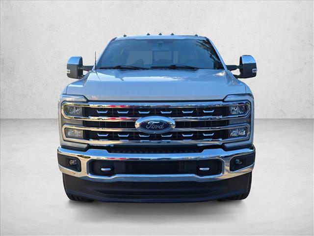 2024 Ford F-250 Lariat photo 2