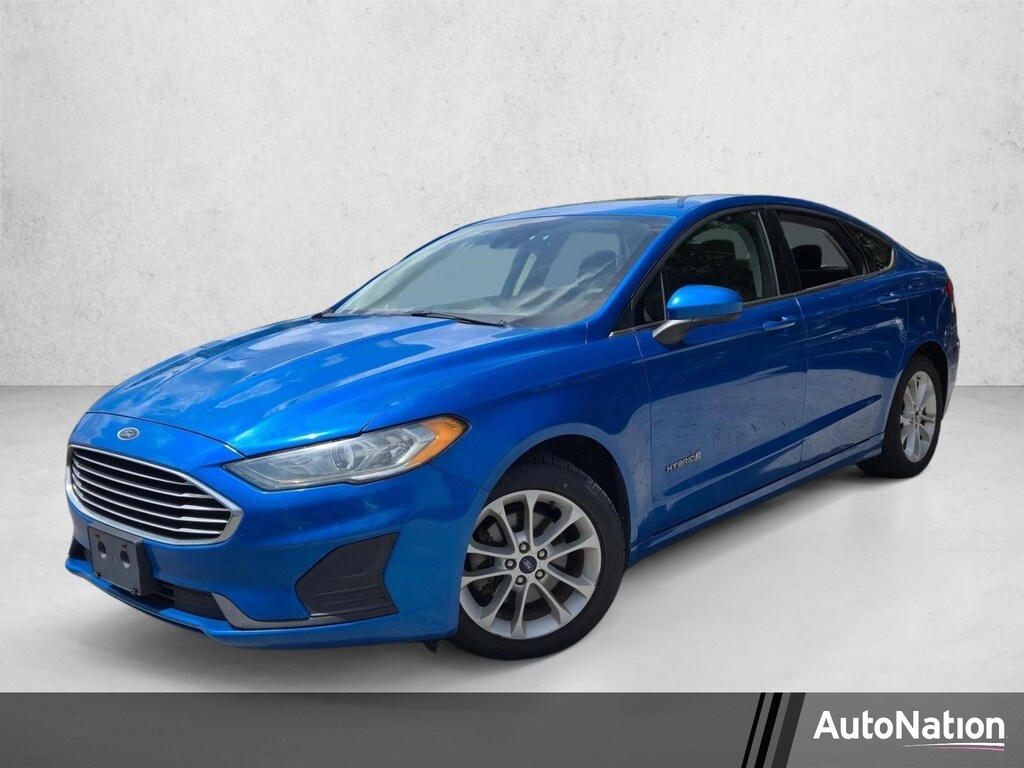 Used 2019 Ford Fusion Hybrid SE Sedan