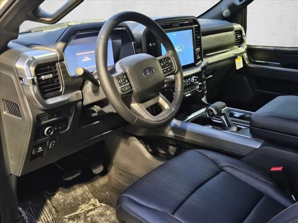 New 2026 Ford F-150 LARIAT Truck SuperCrew Cab