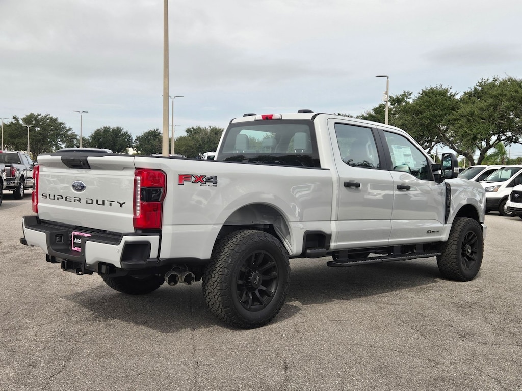 New 2026 Ford F-250 XL Truck Crew Cab