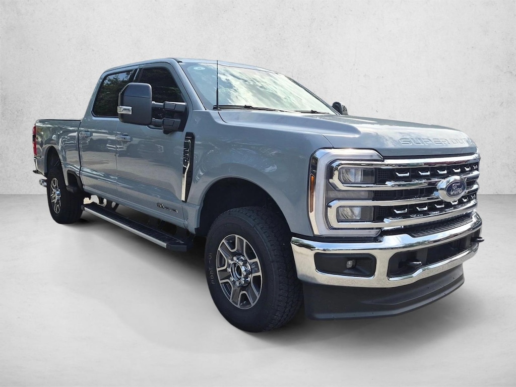New 2026 Ford F-250 LARIAT Truck Crew Cab