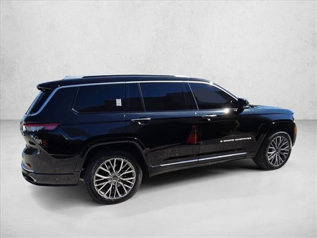 Used 2023 Jeep Grand Cherokee Summit Reserve SUV