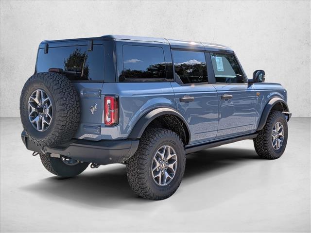 2025 Ford Bronco Badlands photo 2