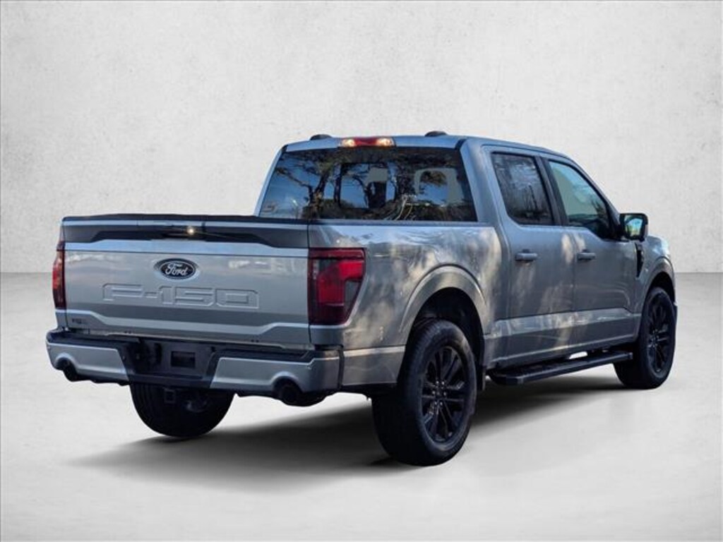 New 2025 Ford F-150 XLT Truck SuperCrew Cab