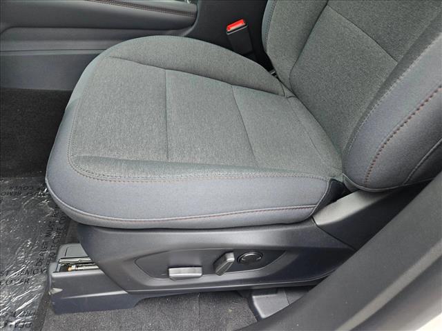2025 Ford Explorer photo 4
