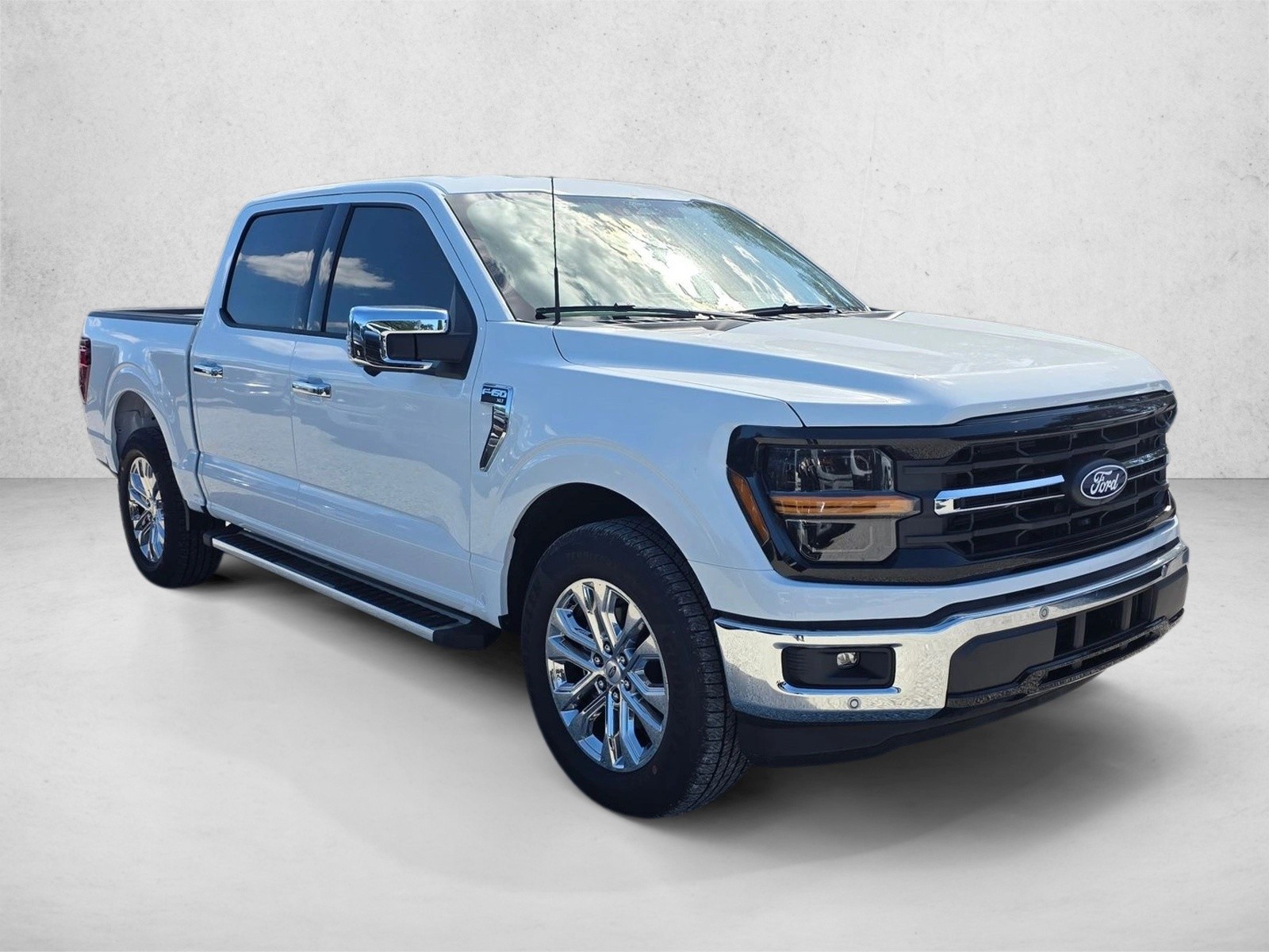 New 2026 Ford F-150 XLT Truck SuperCrew Cab