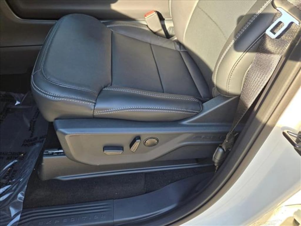 New 2025 Ford Expedition Platinum SUV