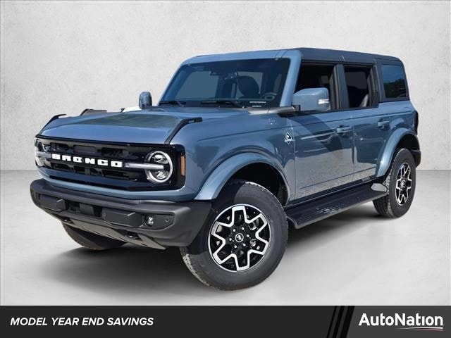 2025 Ford Bronco 4-Door Outer Banks's photo