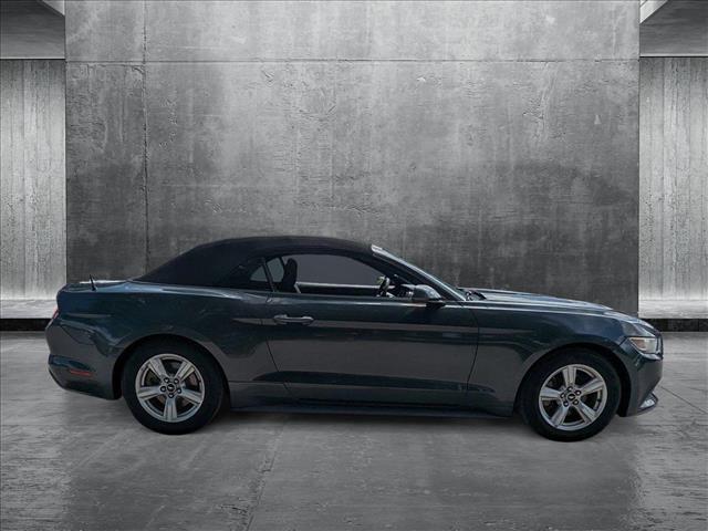 2016 Ford Mustang V6 Convertible photo 4