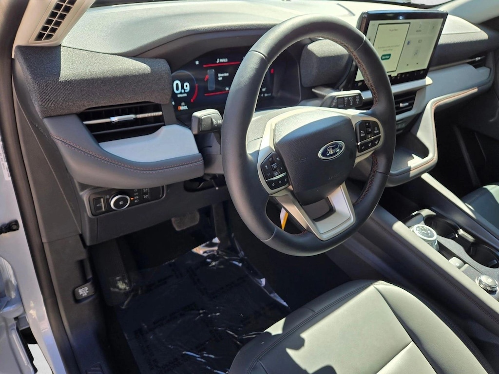 New 2026 Ford Explorer Active w/200A Pkg SUV