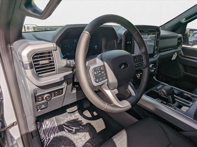 2025 Ford F-150 XLT photo 3