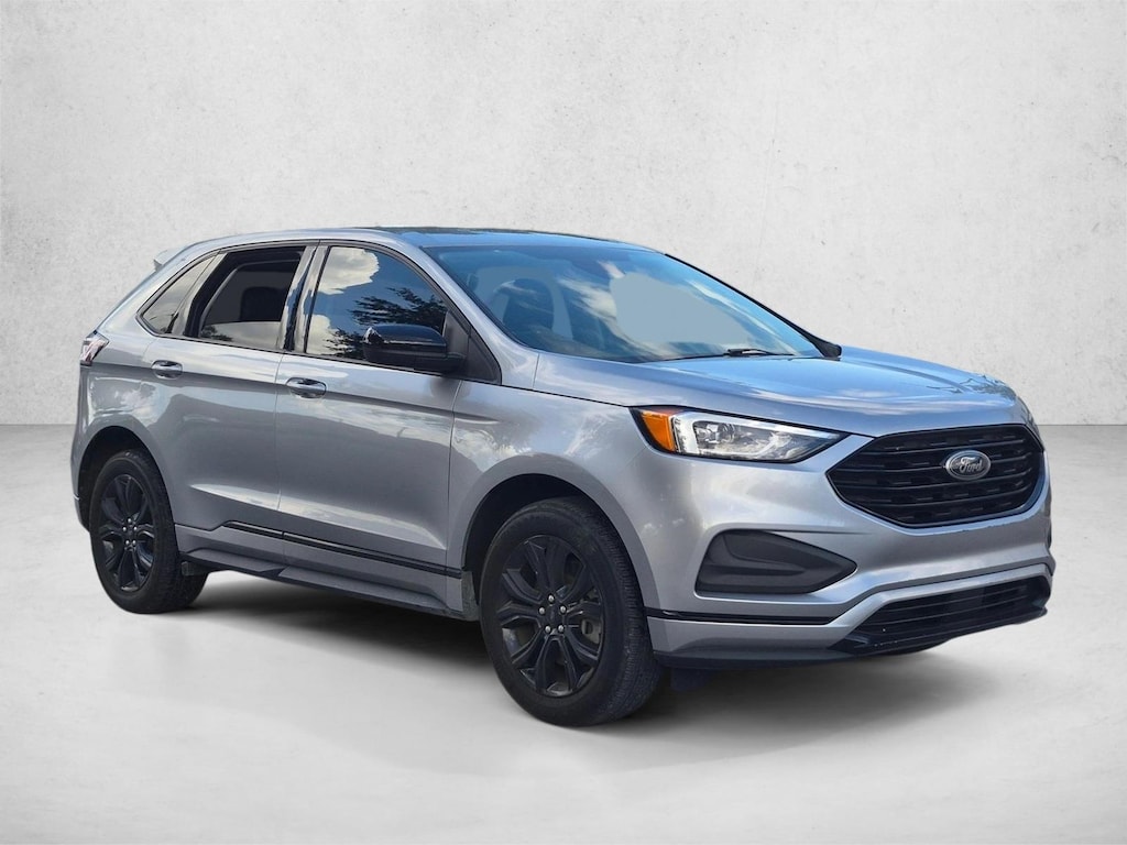 Certified 2022 Ford Edge SE SUV