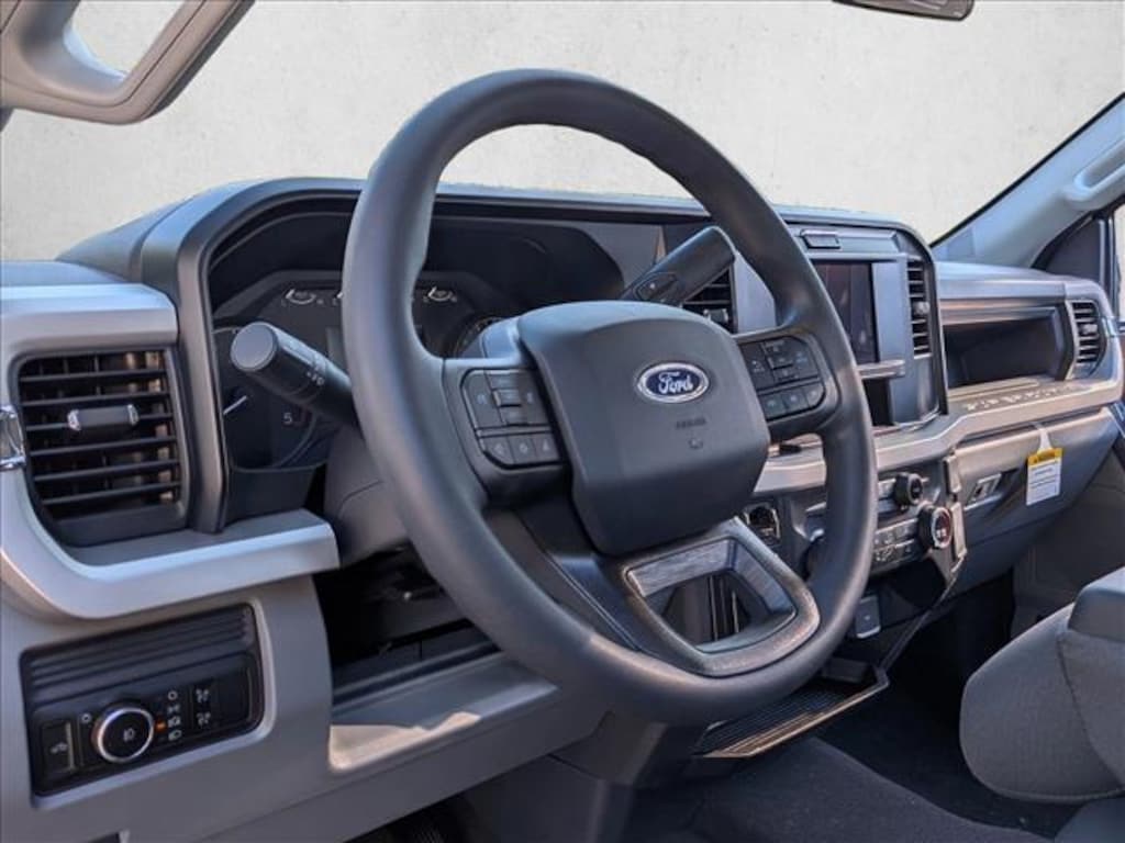 New 2026 Ford F-350 XL Truck Crew Cab