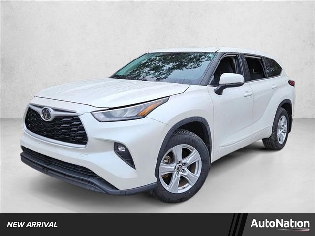 2020 Toyota Highlander LE