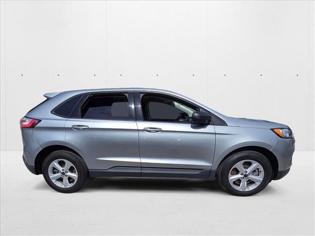 2023 Ford Edge SE photo 4