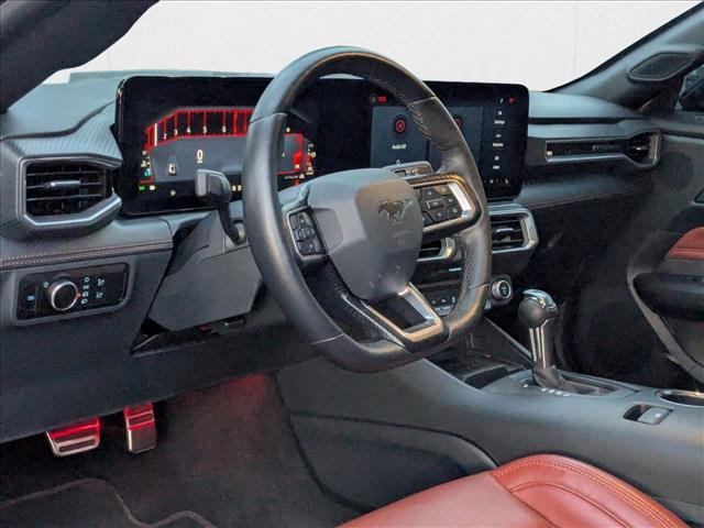 2024 Ford Mustang EcoBoost Premium photo 2