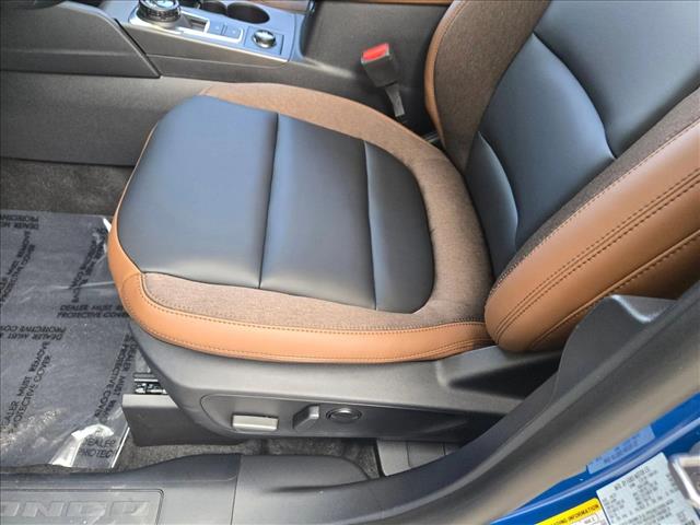 2025 Ford Bronco Sport Outer Banks photo 4