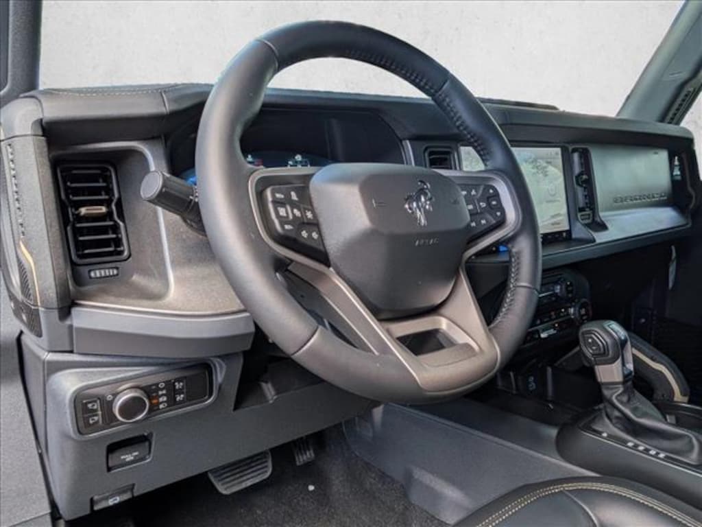 New 2025 Ford Bronco Badlands SUV