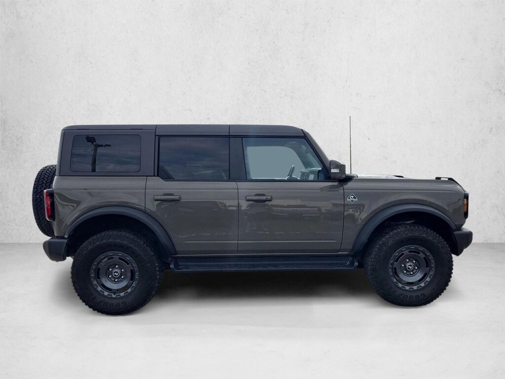 Used 2025 Ford Bronco Outer Banks SUV