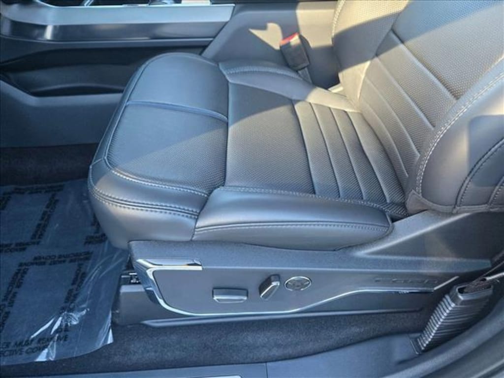 New 2025 Ford F-150 Platinum Truck SuperCrew Cab