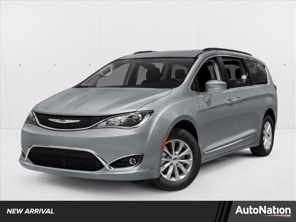 Used 2017 Chrysler Pacifica Touring-L Plus Van