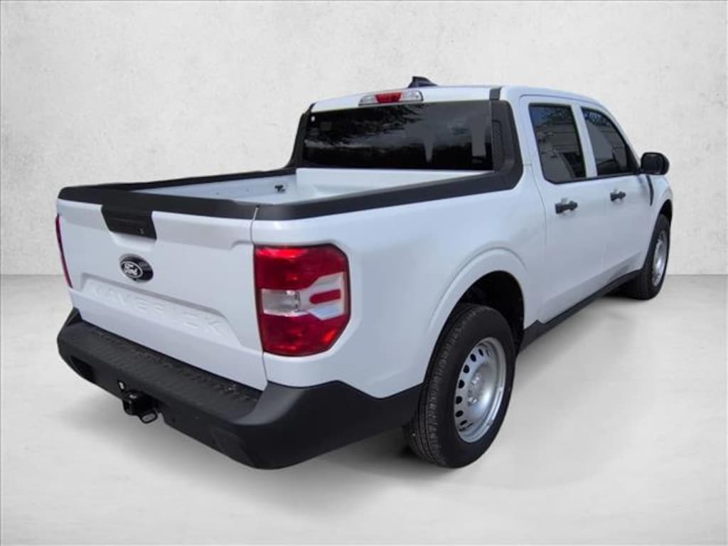 New 2026 Ford Maverick XL Truck SuperCrew