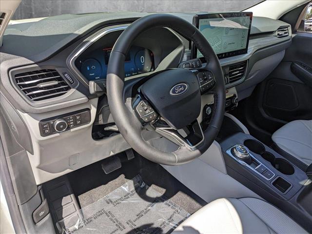 2025 Ford Escape Premium photo 3