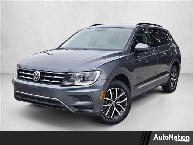 2020 Volkswagen Tiguan SE's photo