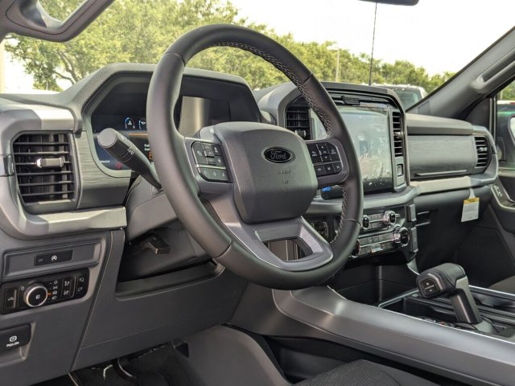 New 2025 Ford F-150 XLT Truck SuperCrew Cab