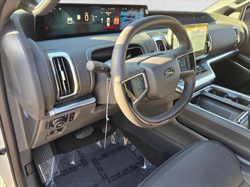 New 2025 Ford Expedition Platinum SUV