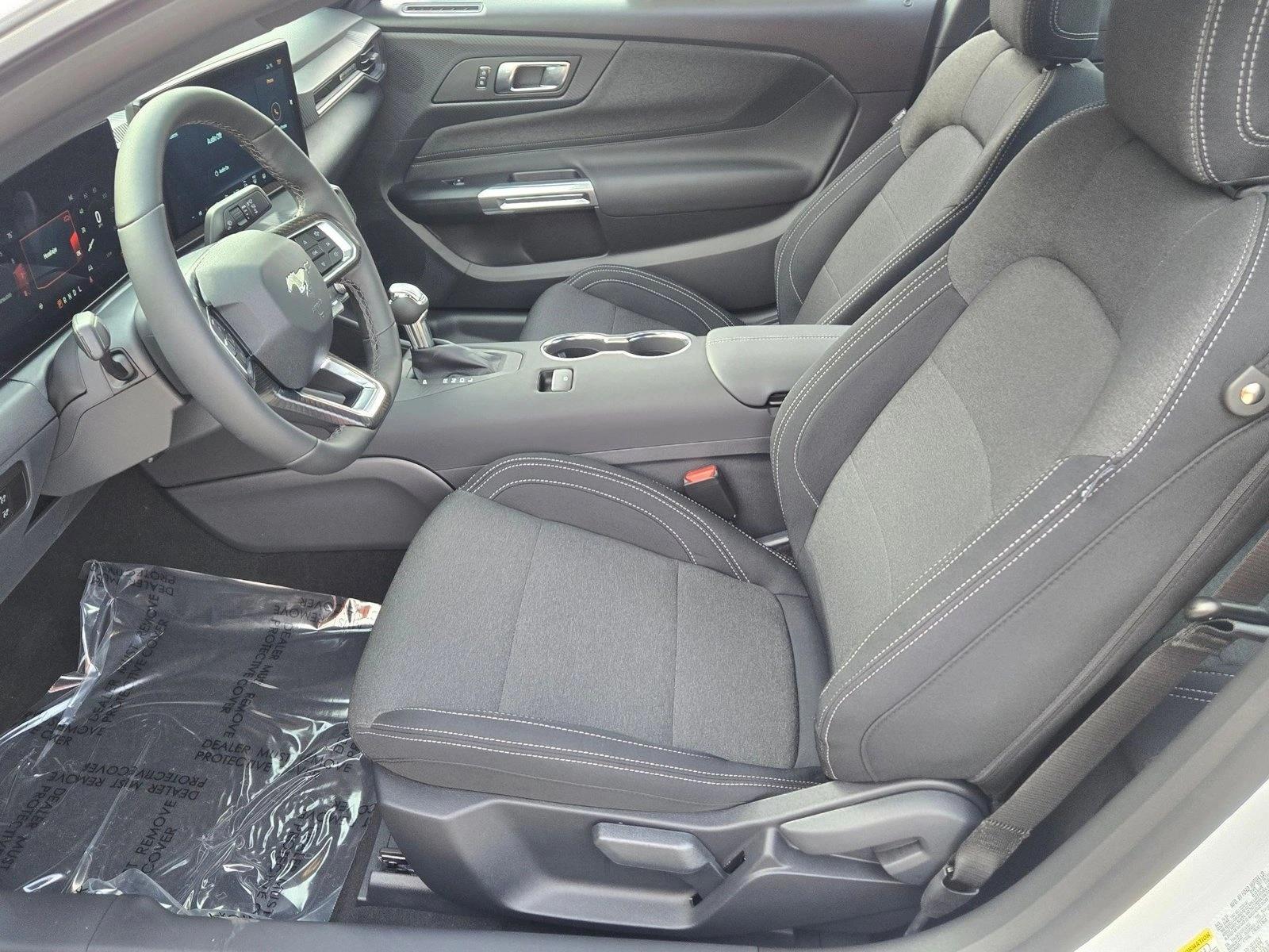 2026 Ford Mustang EcoBoost Fastback - Photo 14