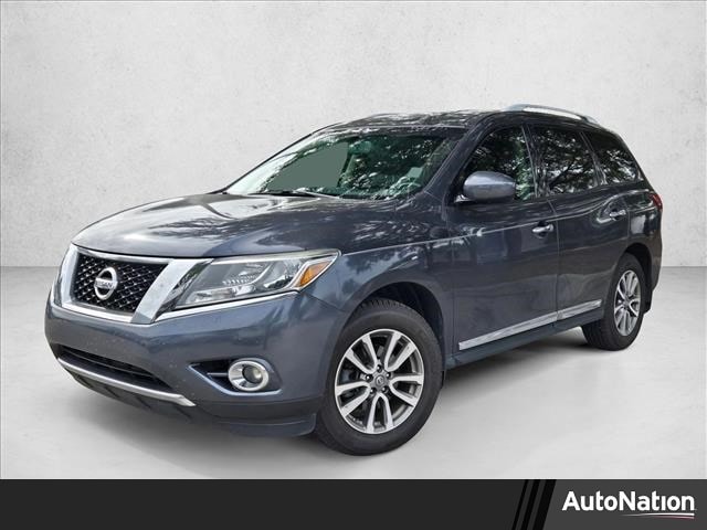 2013 Nissan Pathfinder SL's photo