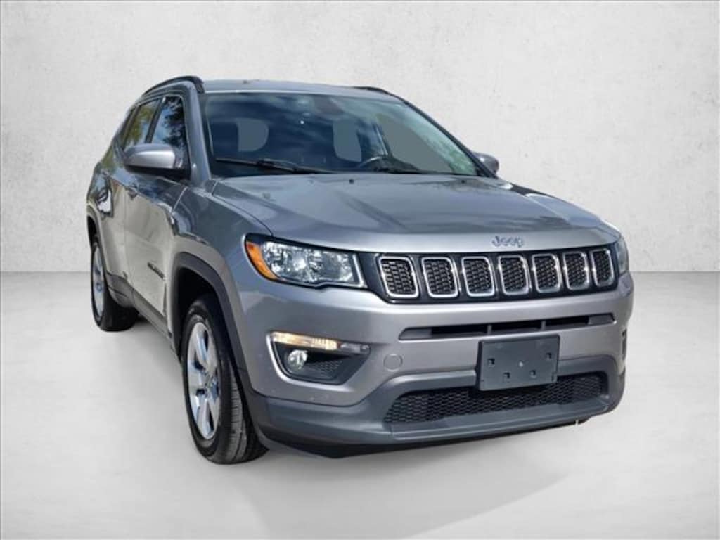 Used 2018 Jeep Compass Latitude SUV