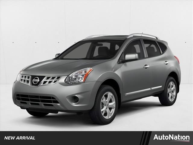 2014 Nissan Rogue Select S FWD's photo