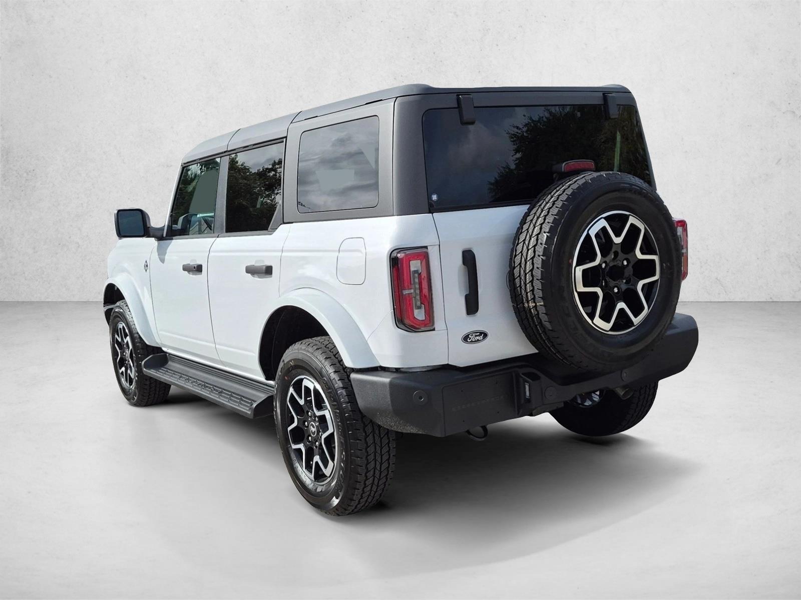 New 2026 Ford Bronco Outer Banks SUV