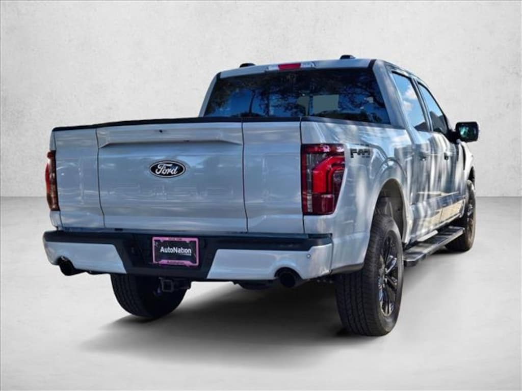 New 2025 Ford F-150 LARIAT Truck SuperCrew Cab