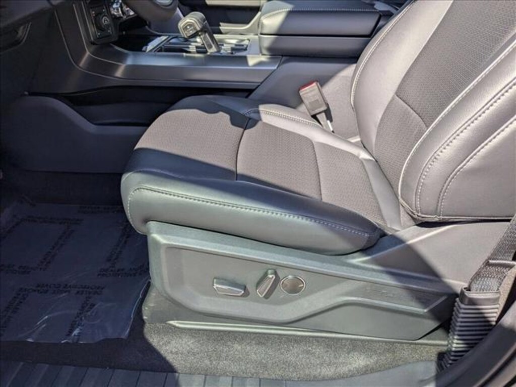 New 2026 Ford F-150 LARIAT Truck SuperCrew Cab