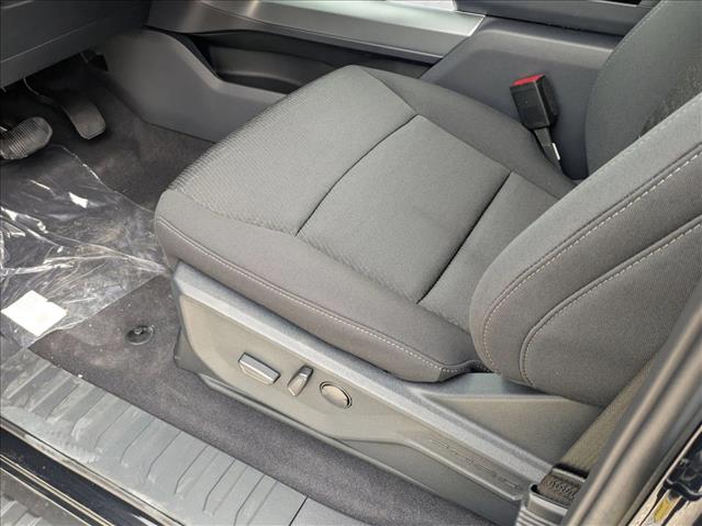 2025 Ford F-150 XLT photo 4