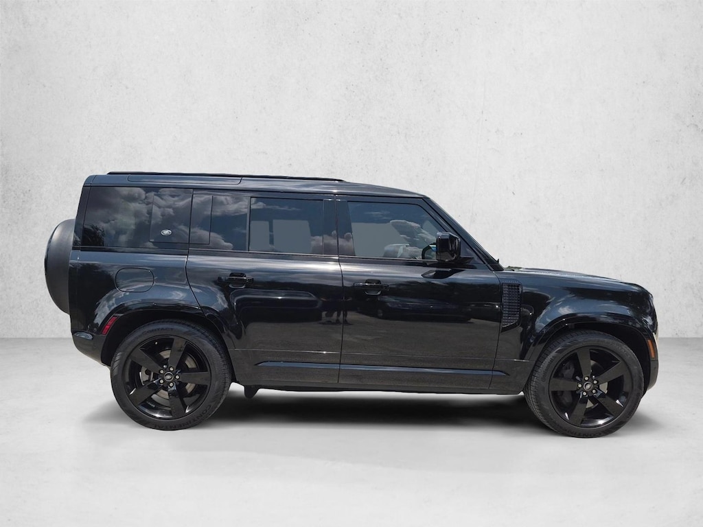 Used 2023 Land Rover Defender X-Dynamic SE SUV