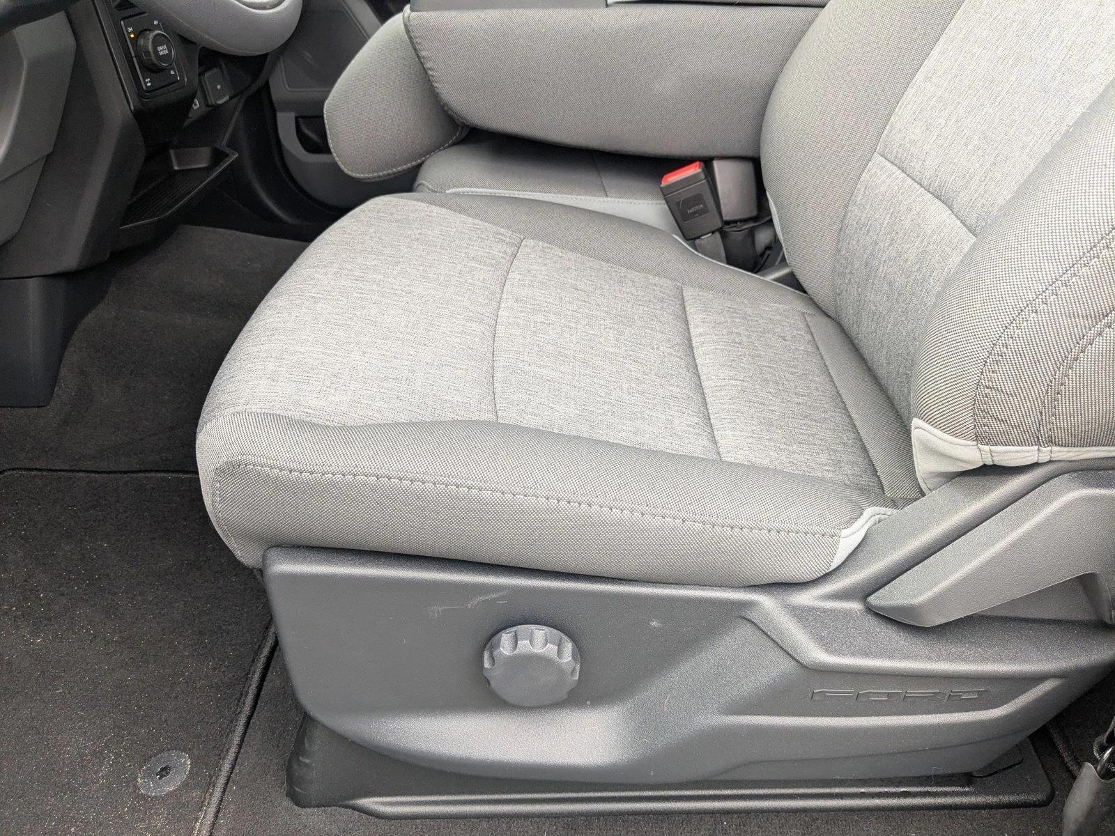 2026 Ford F-250 Super Duty XL - Photo 4
