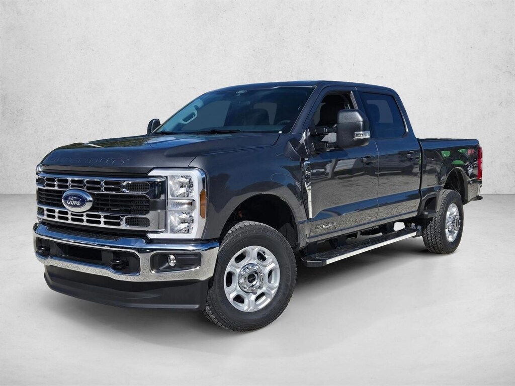 New 2026 Ford F-350 XLT Truck Crew Cab